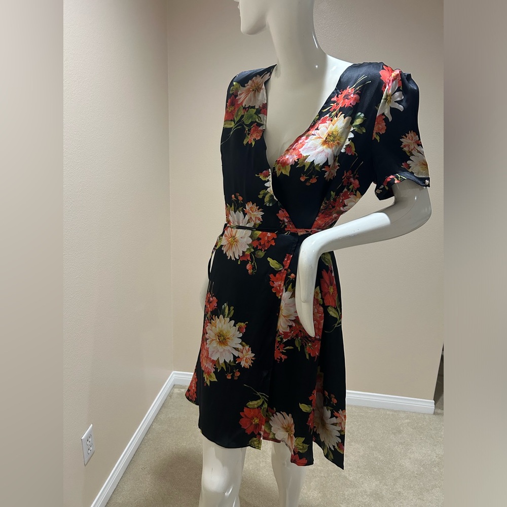 NWT JNSQ Katakina 100% Silk Black Dress with Floral Patterns Size 10